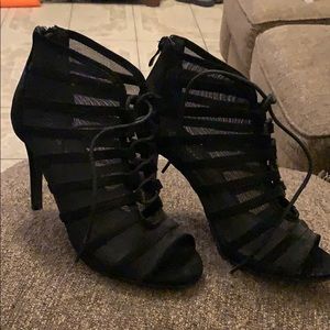 Black high heels  shoes 👠